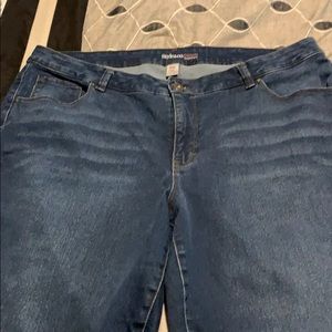 Bootcut blue jeans with tummy control